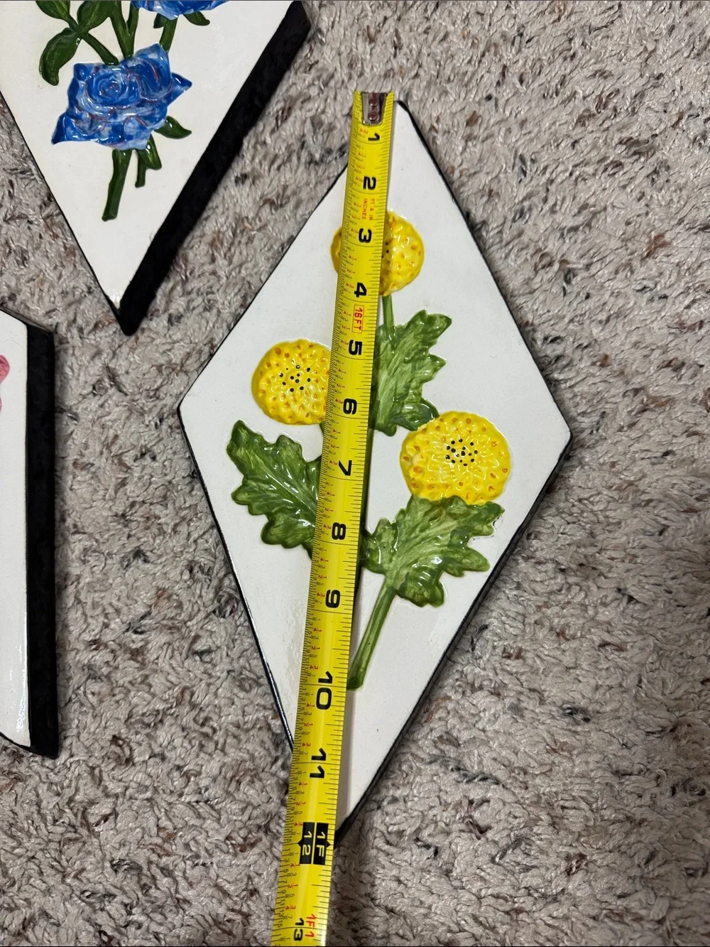 Vintage ceramic floral wall decor diamond set of 3